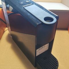 nespresso coffee machine free to a good home!