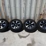 Genuine Volkswagen Amarok 18" Alloy Wheels Image 2