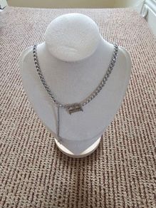 Chunky Chain Necklace with Pink B Pendant