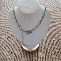 Chunky Chain Necklace with Pink B Pendant