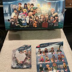 Lego Hermione Granger in school robes from Harry Potter series 1