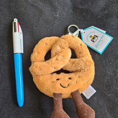 Jellycat Amuseables Pretzel Bag Charm