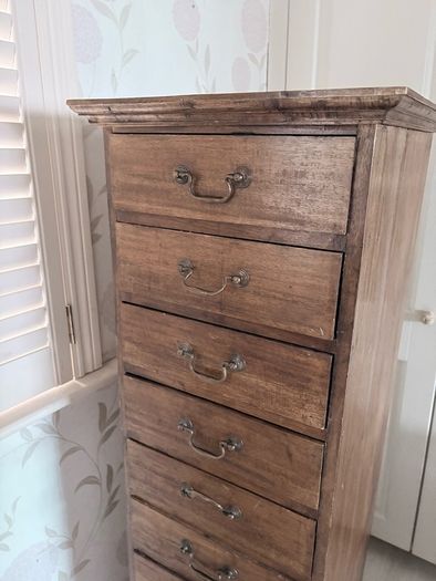 Beautiful slim rustic vintage 10 drawer tallboy in superb condition
