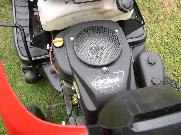 Bluebird (same as Castel Garden) ride-on Mower