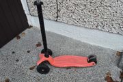 Micro Maxi 3 wheeled kids scooter plus scooter sleeve