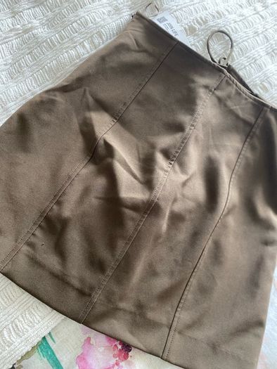 Zara skirt NEW size M