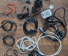 mix Cables & Power Adapter Bundle /