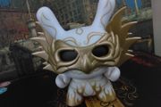 Kidrobot Dunny White Reveler ! from Mardivale Series ! Rarity 1/16 ! Vinyl Figure !