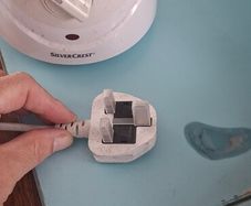 Facial steamer