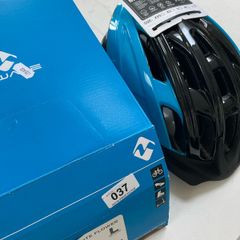 Cycle helmet - adult
