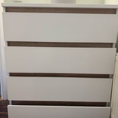 chest of drawers