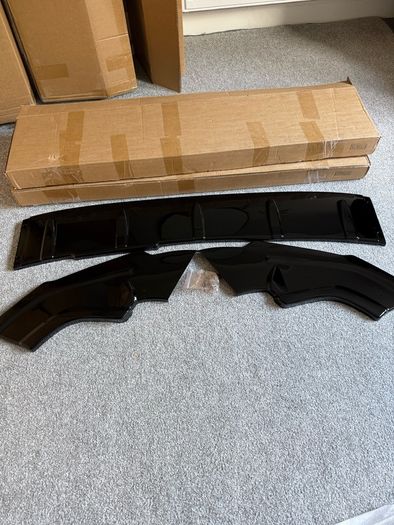 Volkswagen Golf MK7/MK7.5 Front Splitter