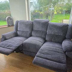 Reclining sofa