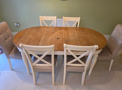 Table & 6 Chairs