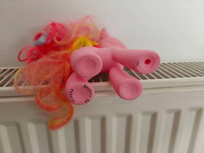My Little Pony 2010 Pinkie Pie Rainbow Hair, Star Eyes