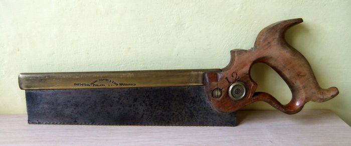 Old Henry Disston USA Dovetail Saw