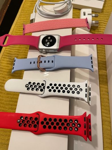 Apple Watch series 1 with box and 5 straps