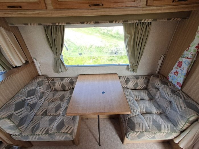 elddie caravan 4-5 berth