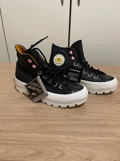 Converse Chuck Taylor All Star Lugged Winter Hi Black
