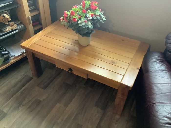 New solid wood coffee table