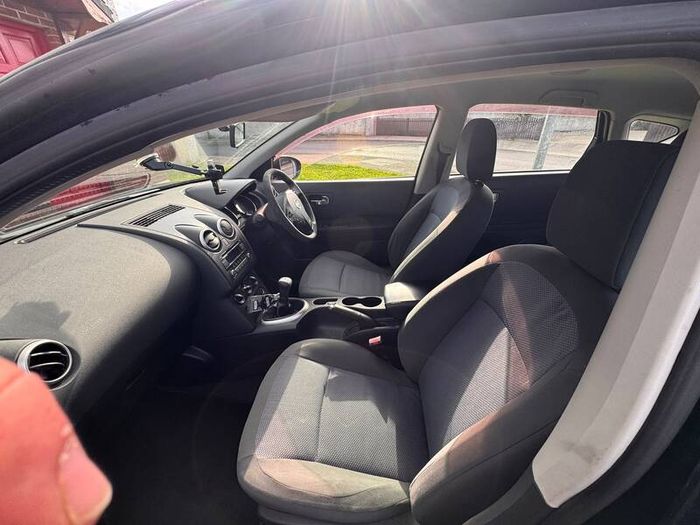 Nissan Qashqai interior
