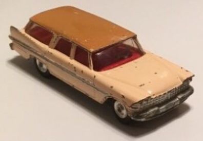 Corgi Toys Plymouth Suburban 1/43