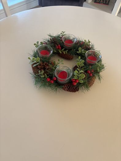 table wreath