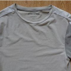 River Island t-shirt   Size S