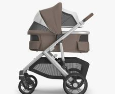 Uppa baby vista v2 buggy set with carrycot/ bassinet