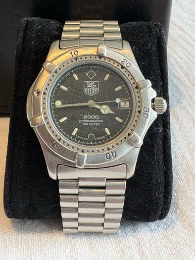 TAG Heuer 2000 Professional 200M Quartz