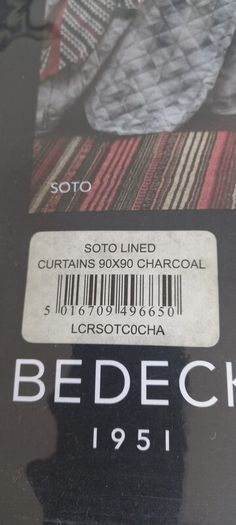 Bedeck King Size duvet cover and 2  Pillowcases and 1 Pair of 90x90 curtains
