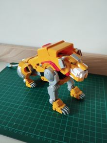 Voltron Yellow Lion