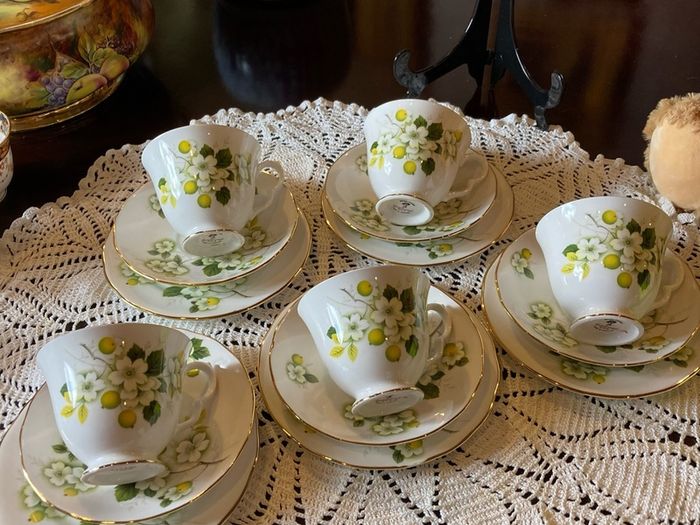 Gainsborough bone china tea cups