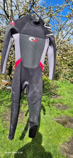 OSPREY Steamer Summer (3/2) Wetsuit. Mens / Small.