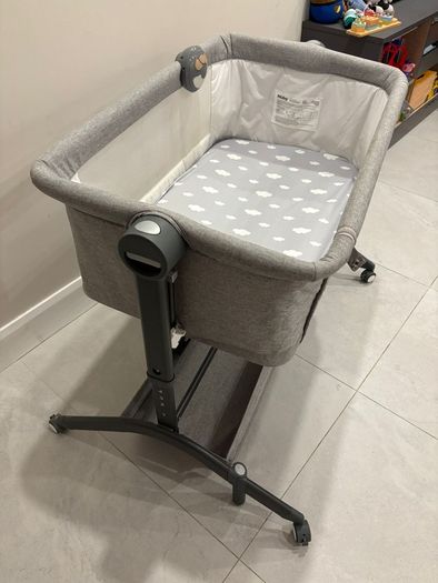 Nuby Sleep by me Crib- Co sleeper