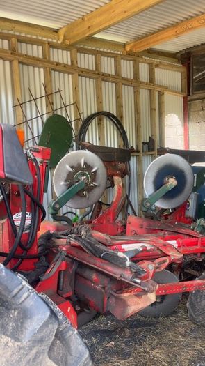 Vogel and noot 2 furrow reversible plough