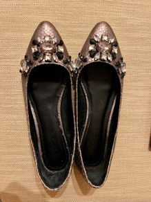 Kenneth Cole Reaction pumps