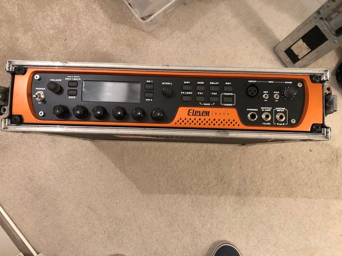 Avid Eleven Rack Guitar amp + FCB1010 Footswitch