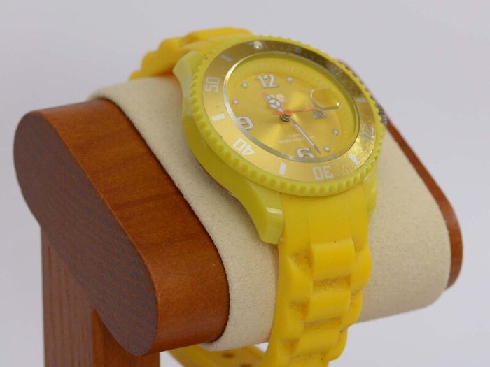 Ladies Ice Quartz Watch