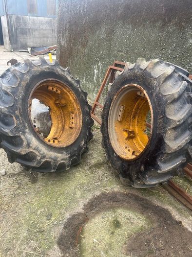 JCB 416 dual wheels with clamps