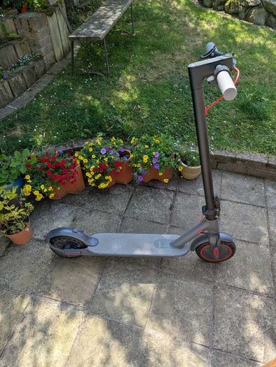 E-scooter (AOVOPRO ES80 2023) & Accessories