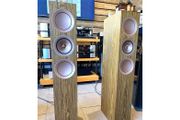 Kef R500 Reference Level Walnut Stunning Floorstanding Speakers Pristine condition Boxed half the Retail price like New