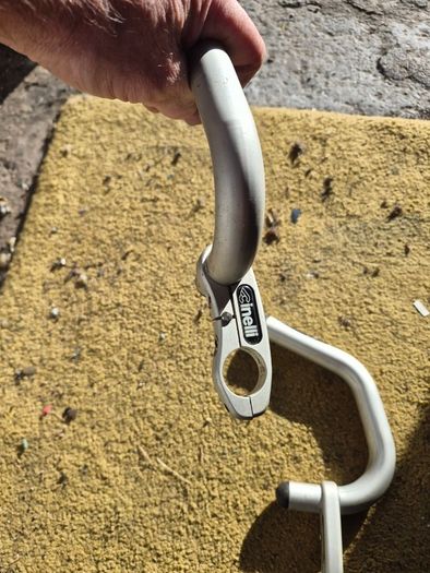 Handle bars