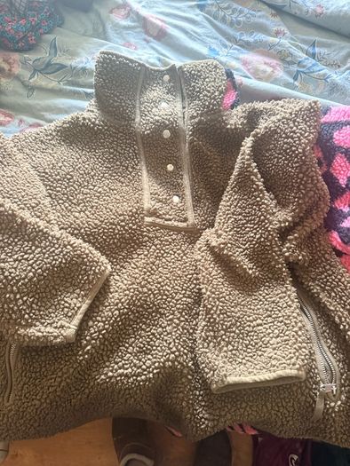 Fleece top