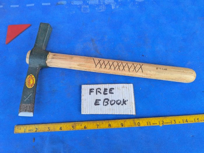 Hammer / Axe by Leborgne