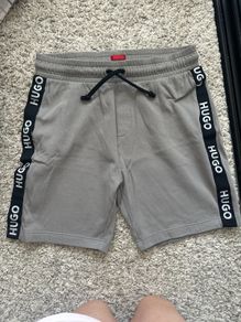 HUGO (Boss) grey shorts (XL)