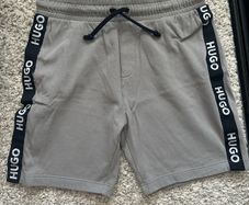HUGO (Boss) grey shorts (XL)