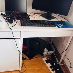 desk