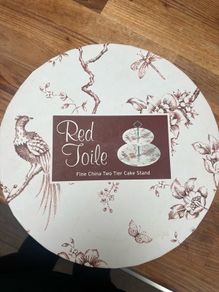 Cake stand