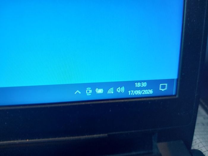 DELL Vostro 15, 3000 Series, Intel Core i3-5005U CPU, 2.0GHz, 4GB Ram, 500GB HDD, windows 10, Microsoft Edge, Chrome and VLC